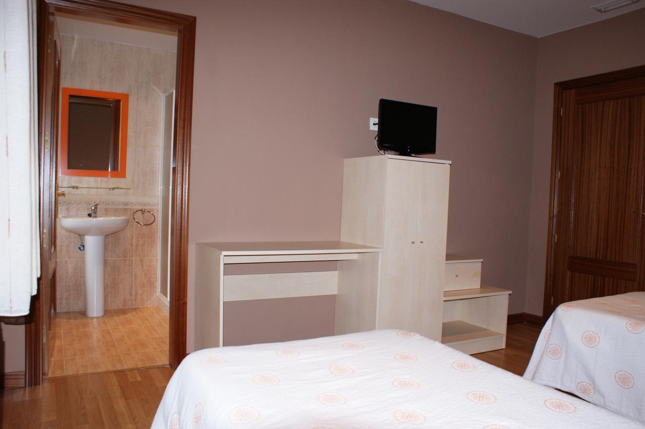 Hostal Carazo Torquemada Exteriér fotografie
